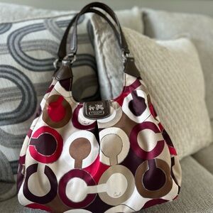 Coach Madison 21582 Signature Graphic Op Art Metallic Red Maggie Shoulder Bag